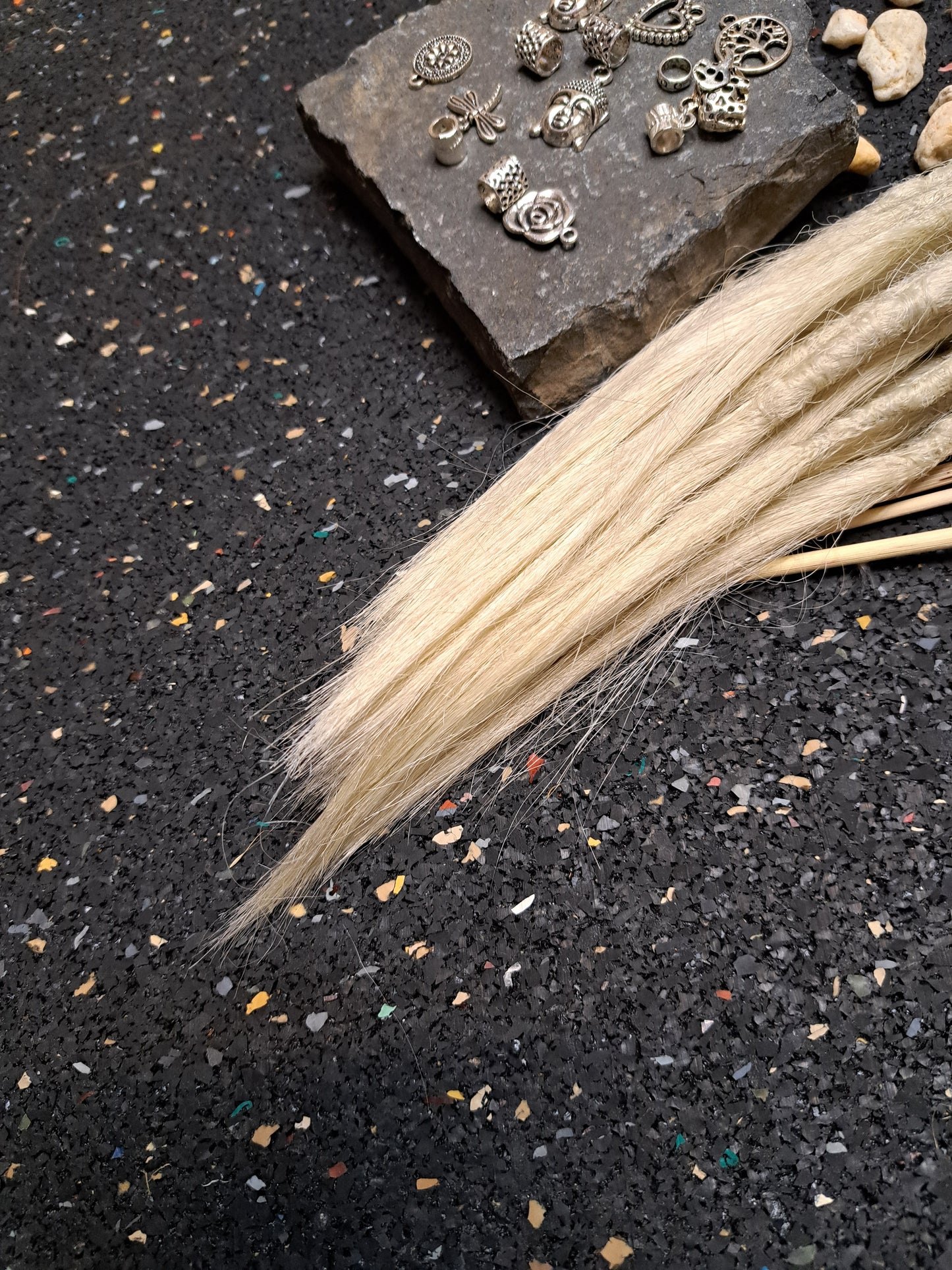 Synthetische Dreads Single Ended 50cm Lichtblond