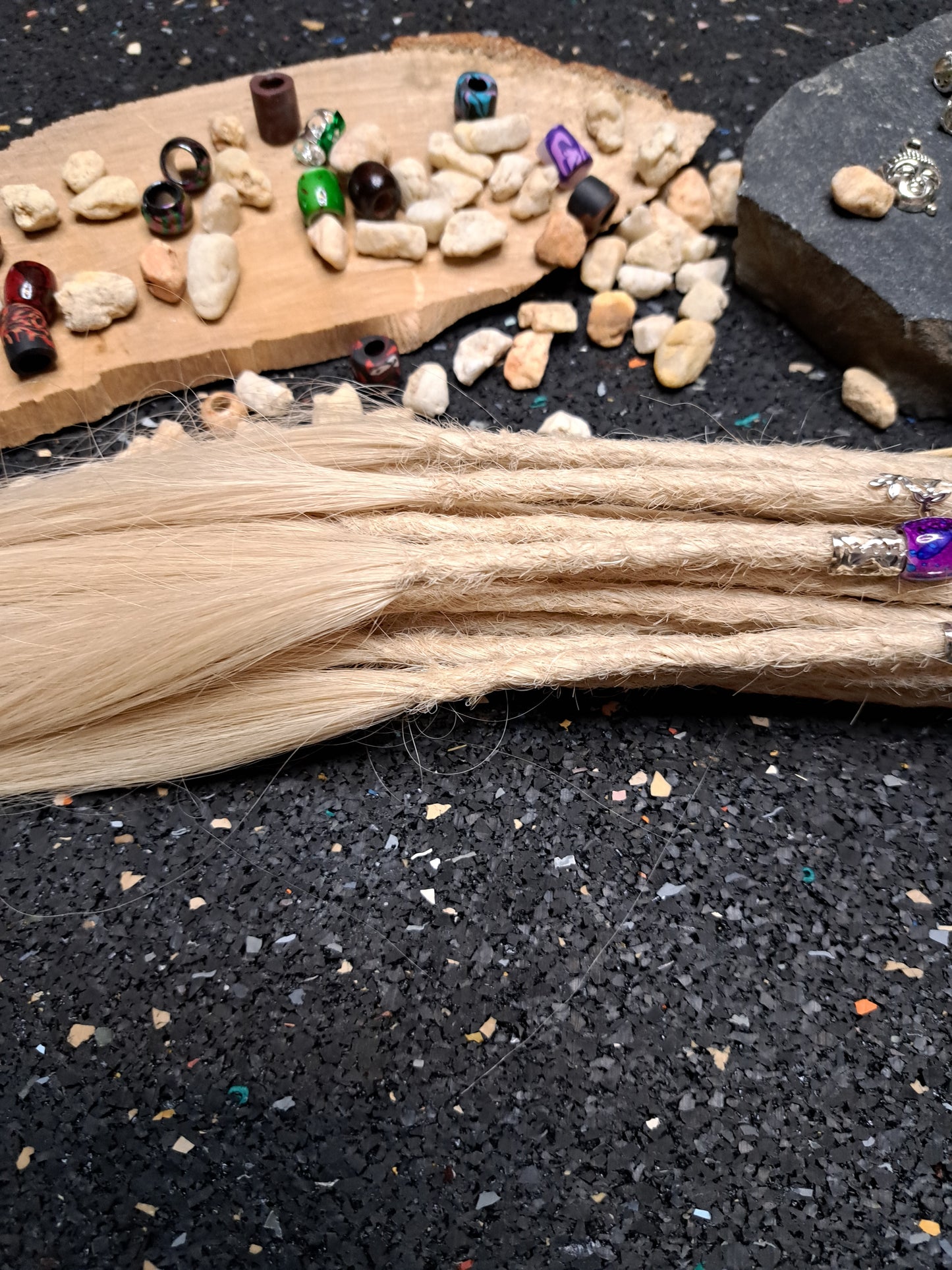 Dread Extensions Lichtblond 45-50cm lange offene Enden (Remy)