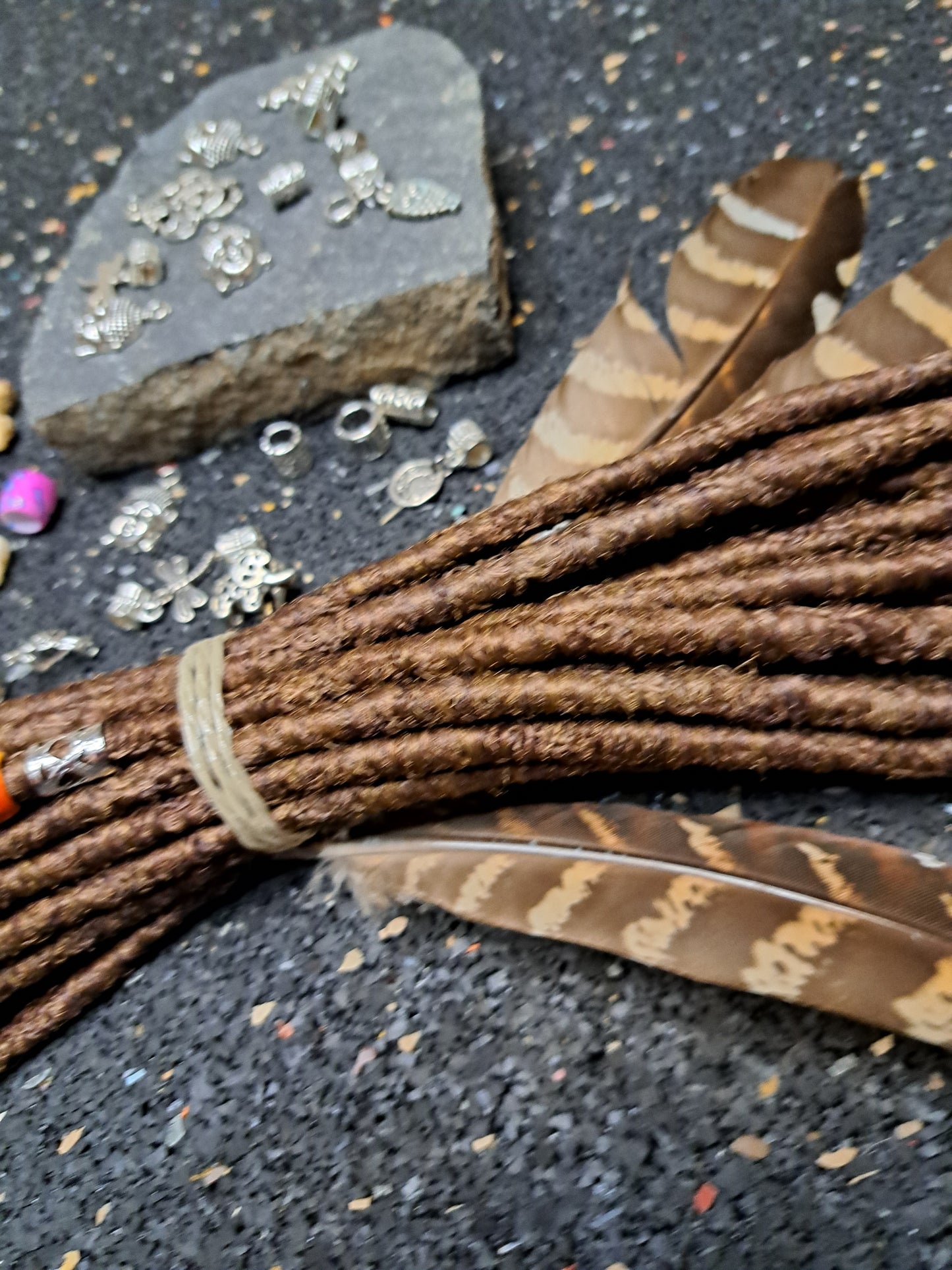 Synthetische Dreads Single Ended 50cm Haselnuss
