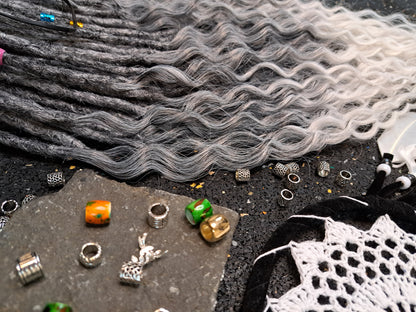 Curly Dreadlocks Double Ended Grau zu Licht 55cm